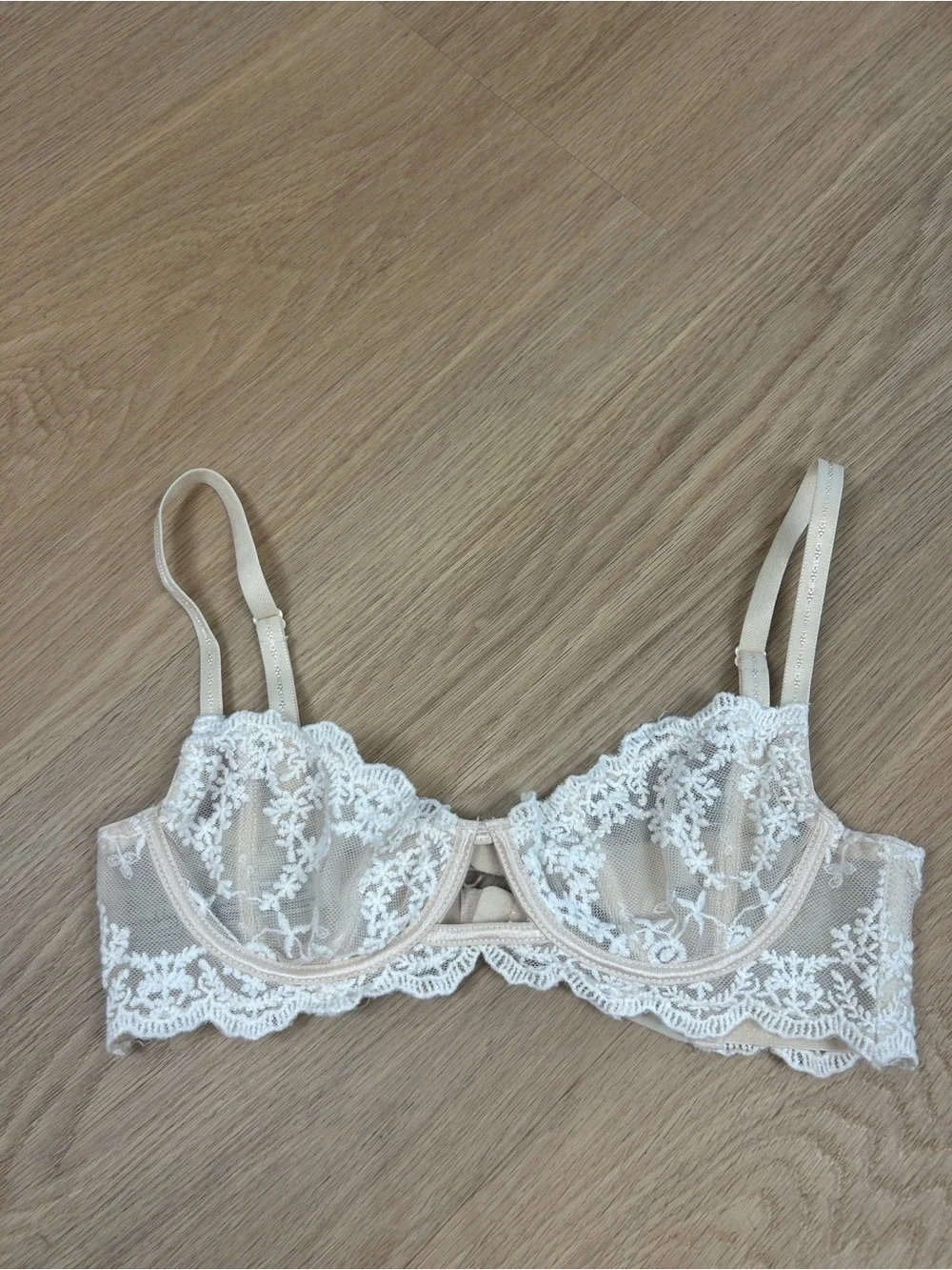 Free People Intimately Daydreamer Lace Underwire Bra 32A